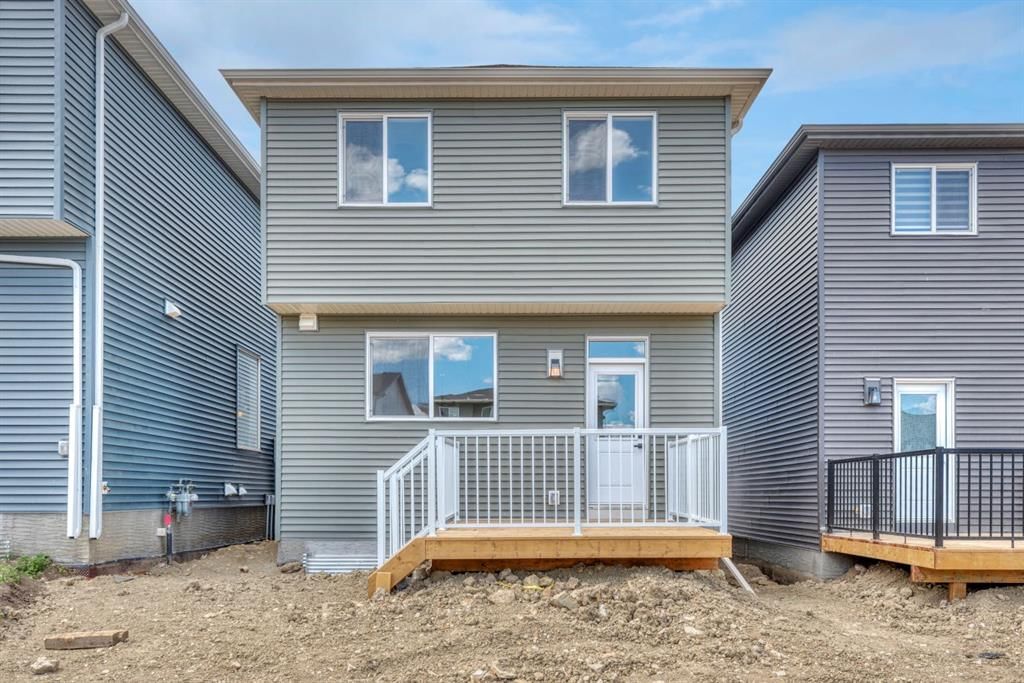 152 Annette Villas NW, Calgary — photo 3 of 35