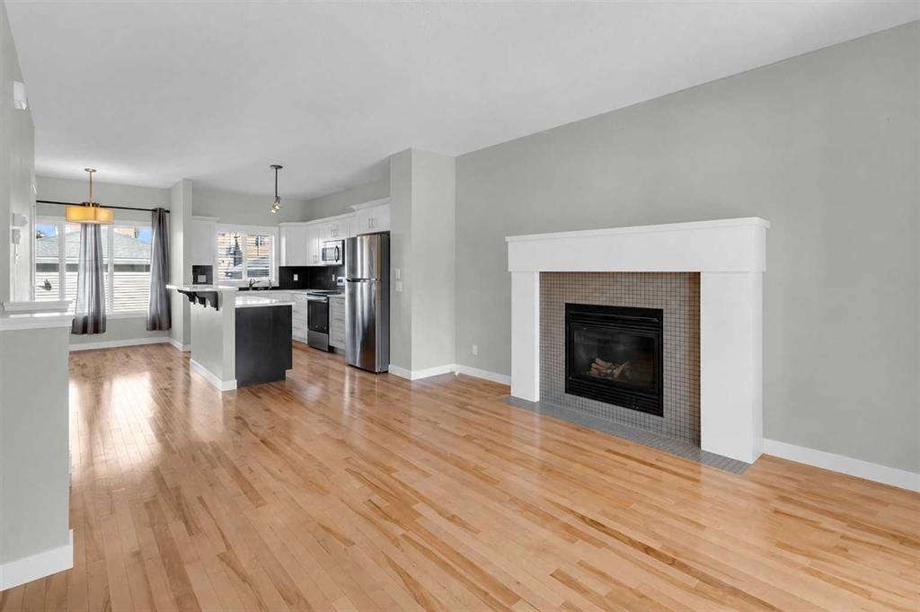 24 Royal Birch Park NW, Calgary — photo 3 of 34