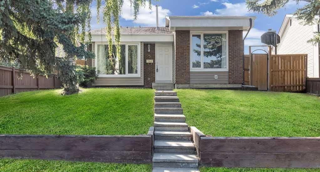 95 Beddington Way NE, Calgary — main listing photo