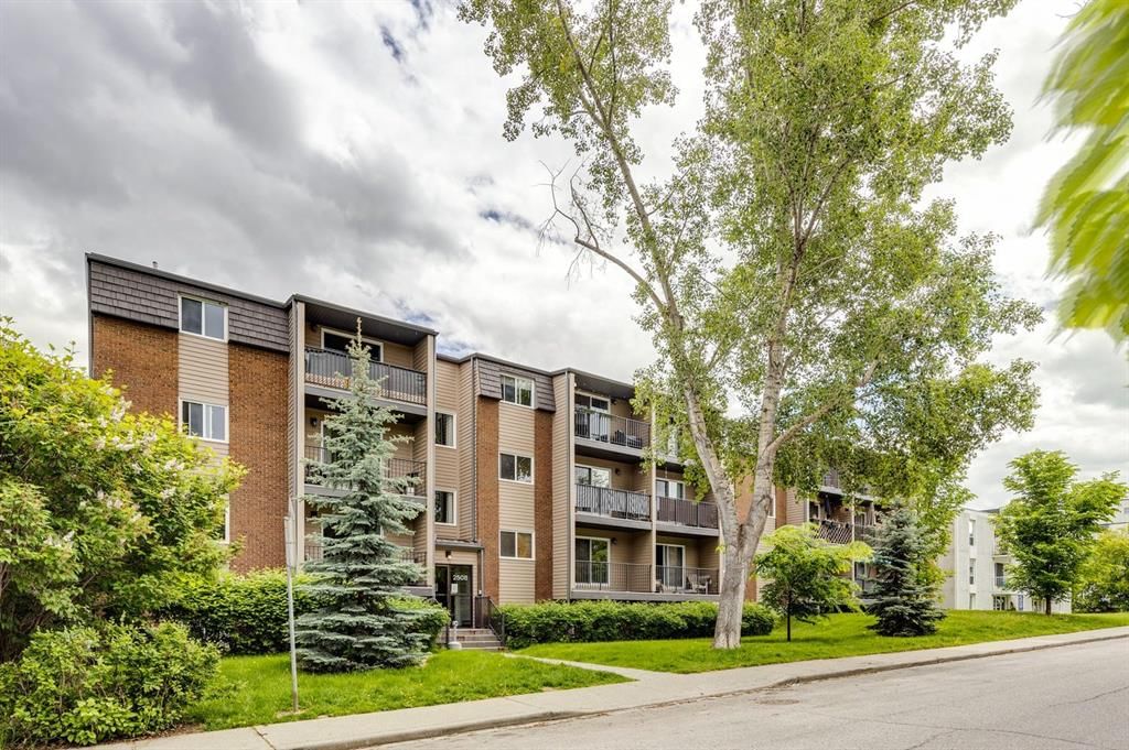 301, 2508 17 Street SW, Calgary — main listing photo