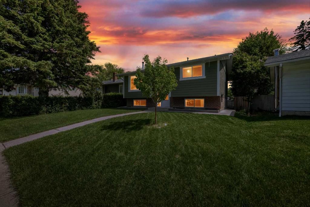 170 Lake Sylvan Close SE, Calgary — photo 3 of 50