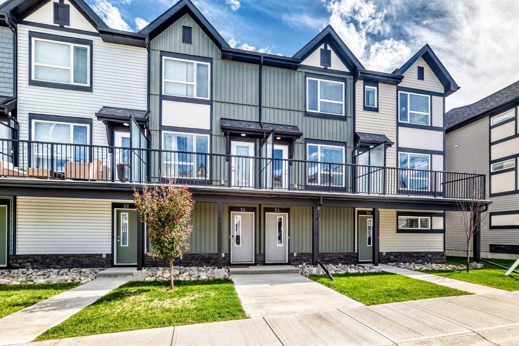 32 Evanscrest Park NW, Calgary — main listing photo