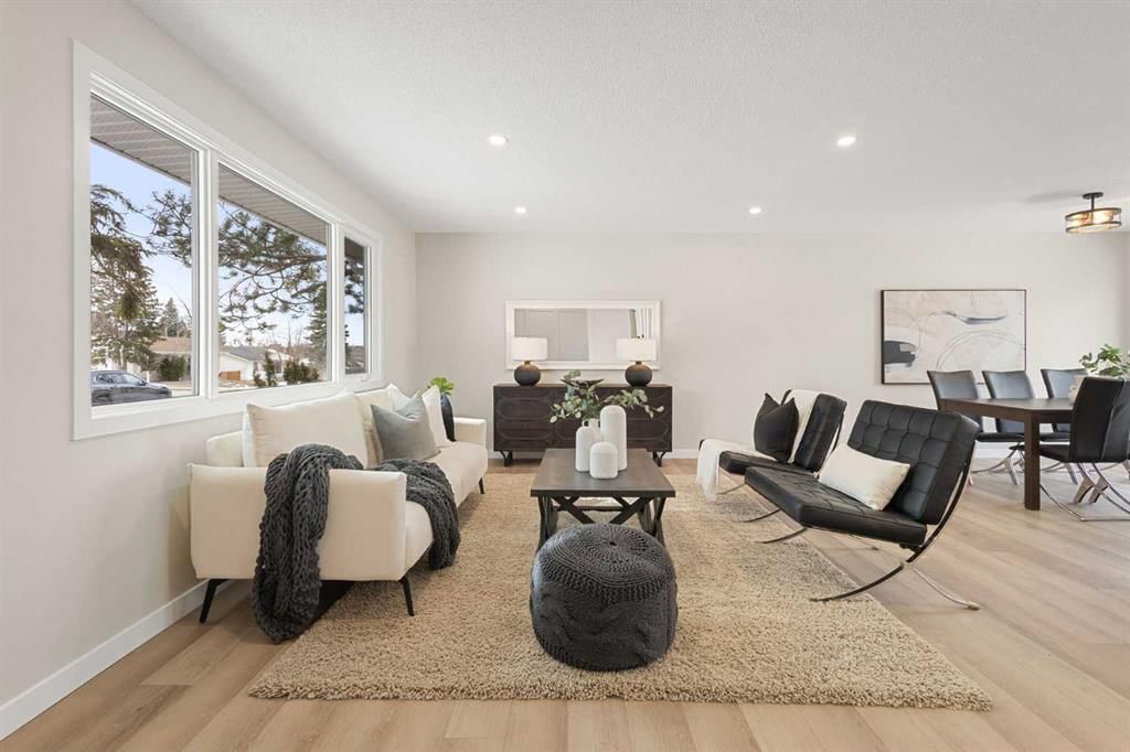347 Queensland Drive SE, Calgary — photo 3 of 40