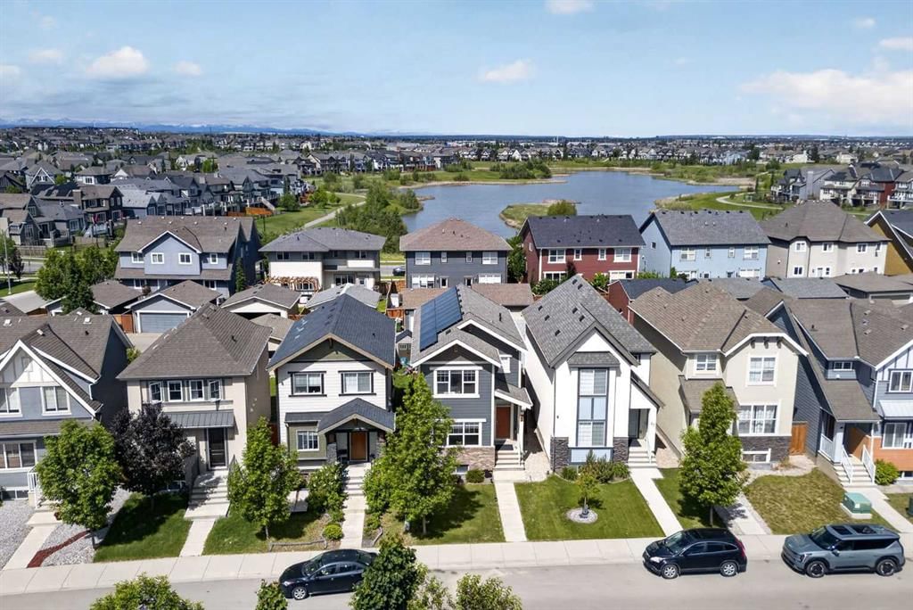 23 Masters Heights SE, Calgary — photo 2 of 49