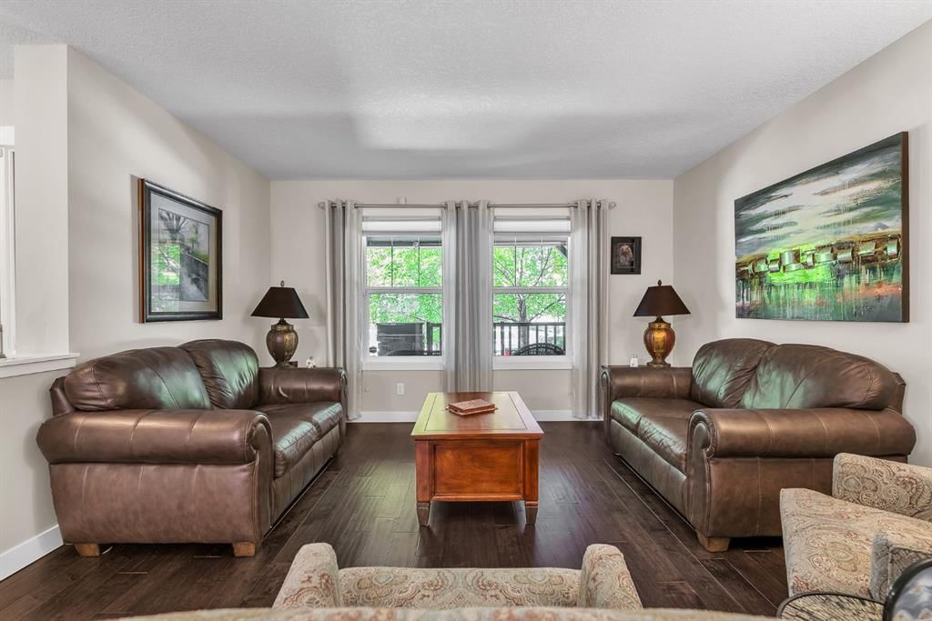 96 Legacy View SE, Calgary — photo 3 of 41