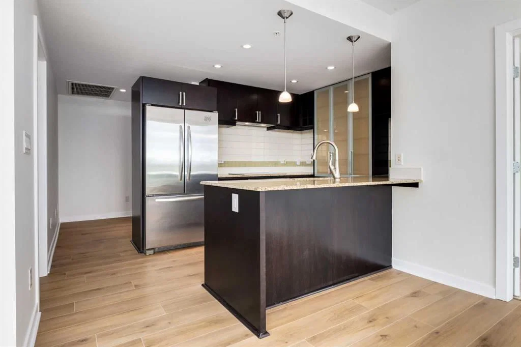 1904, 888 4 Avenue SW, Calgary — photo 4 of 38