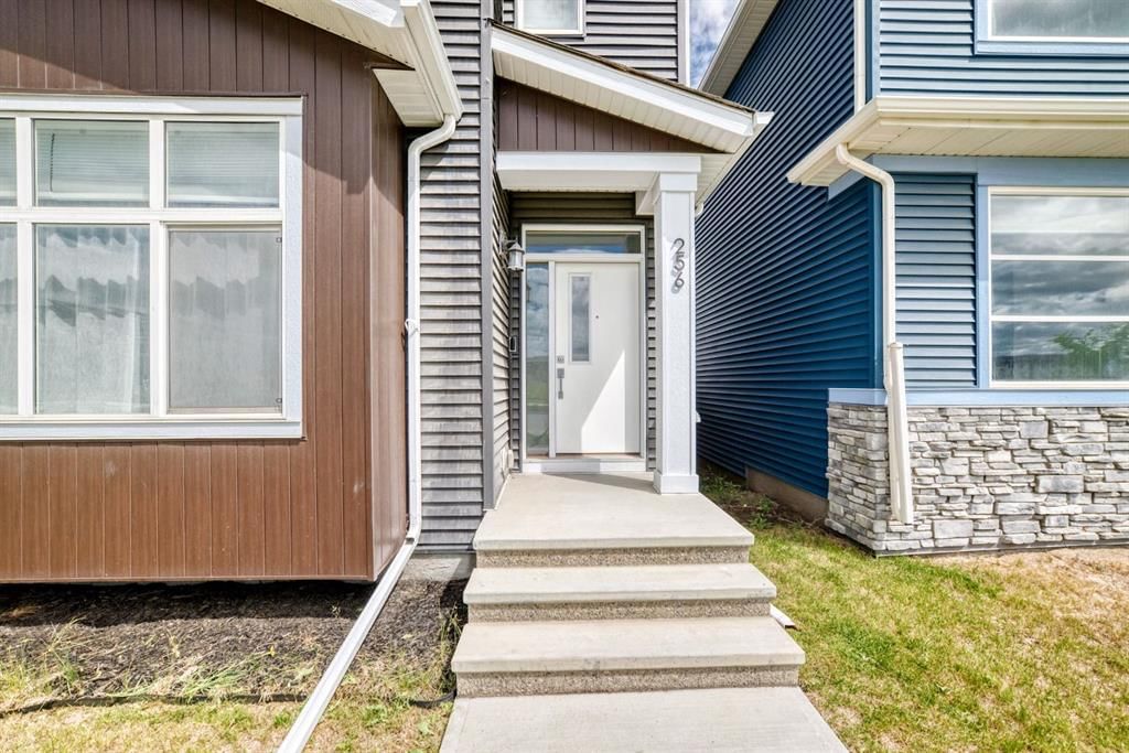 256 Belmont Boulevard SW, Calgary — photo 3 of 46