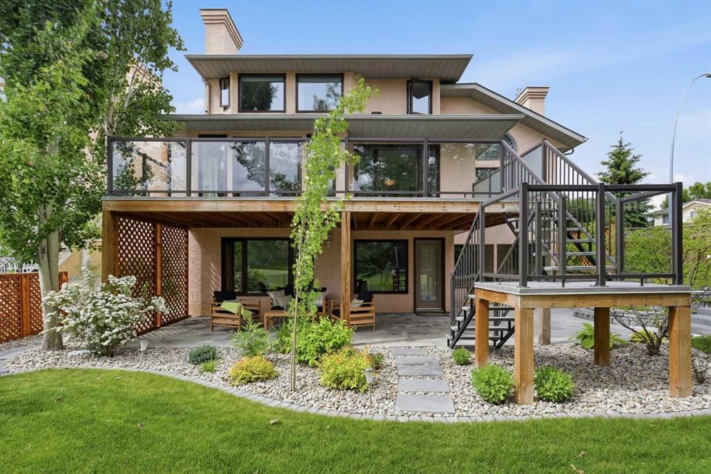 828 Douglas Woods Place SE, Calgary — photo 2 of 48