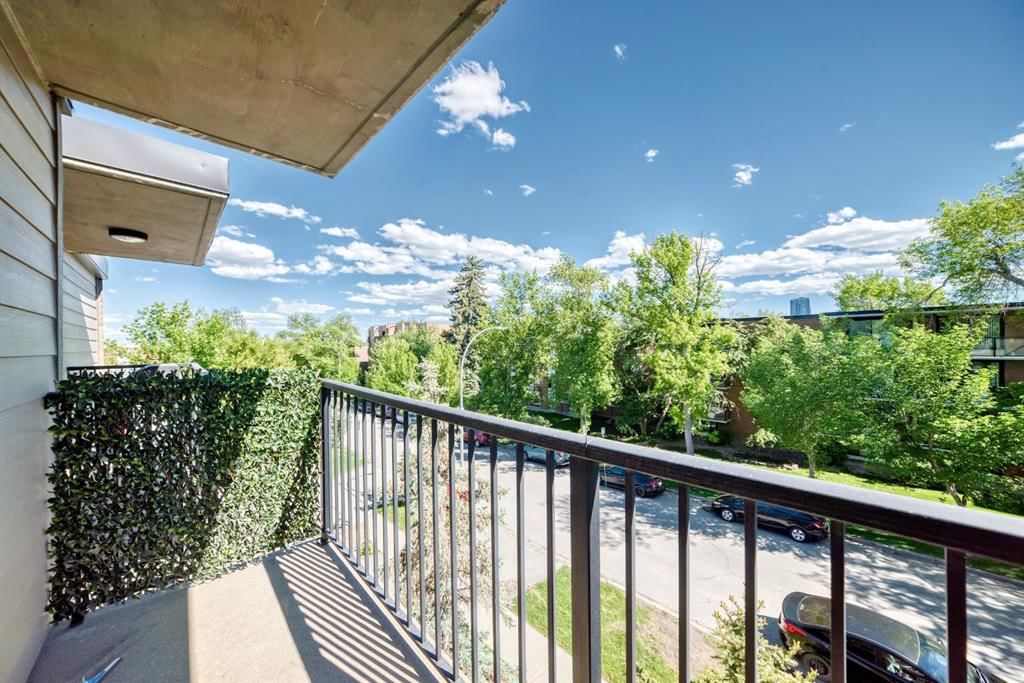 406, 310 4 Avenue NE, Calgary — photo 5 of 20