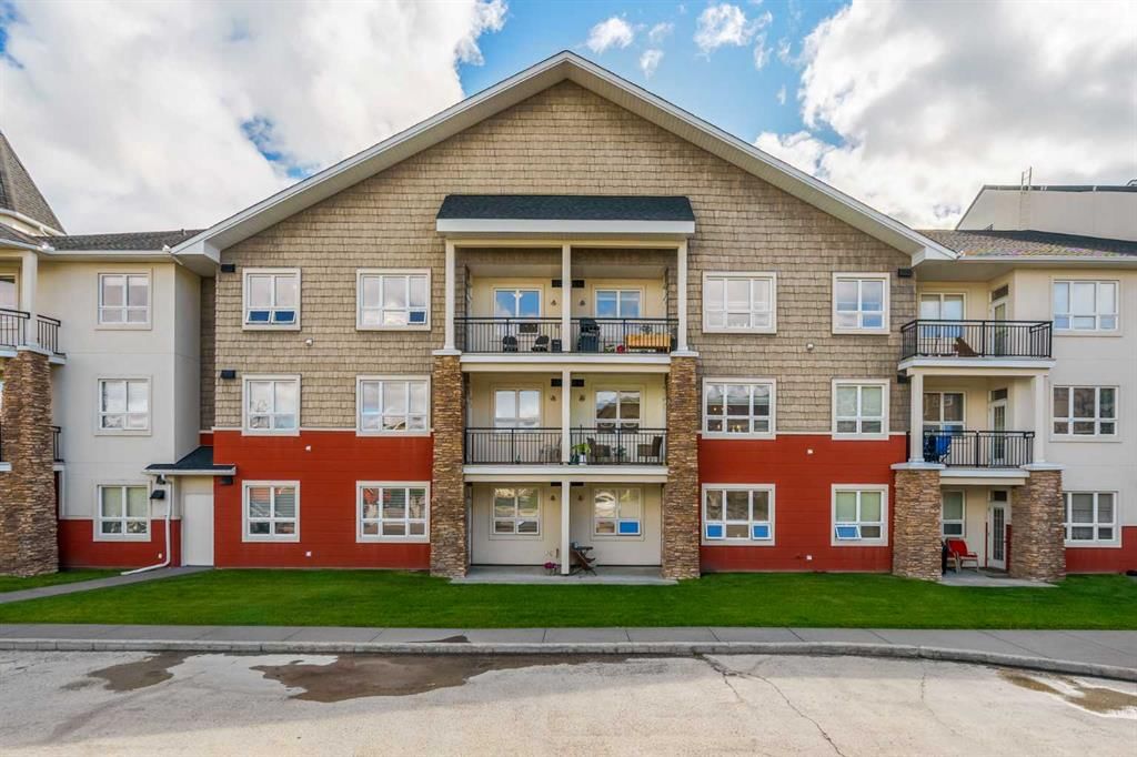 455, 26 Val Gardena View SW, Calgary — photo 3 of 27