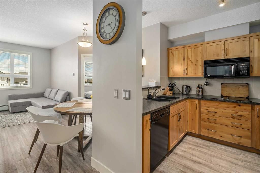 455, 26 Val Gardena View SW, Calgary — photo 5 of 27