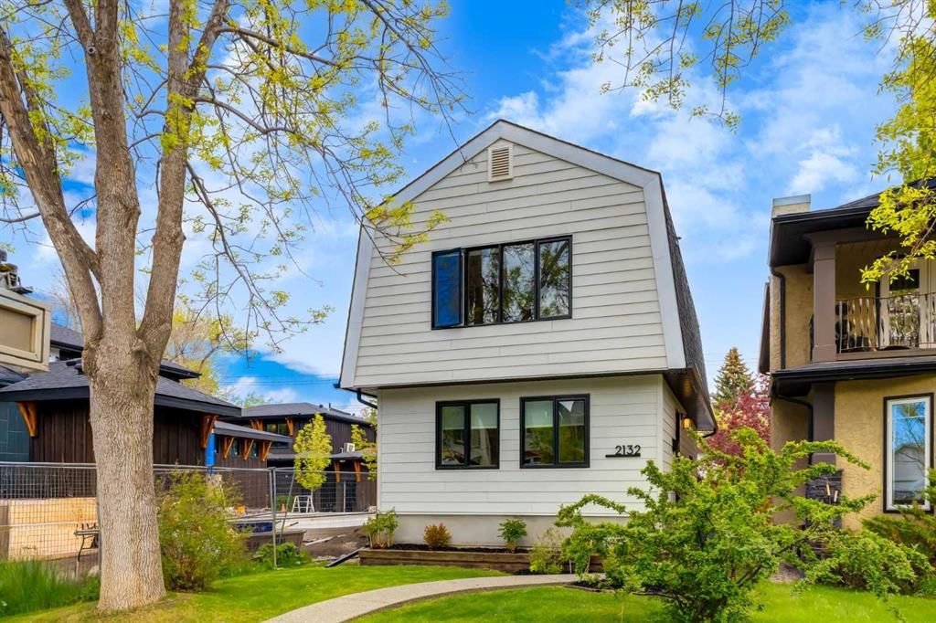 2132 6 Avenue NW, Calgary — photo 3 of 44