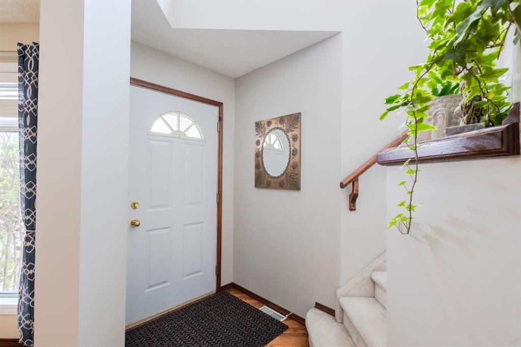 123 Tuscany Hills Park NW, Calgary — photo 4 of 40