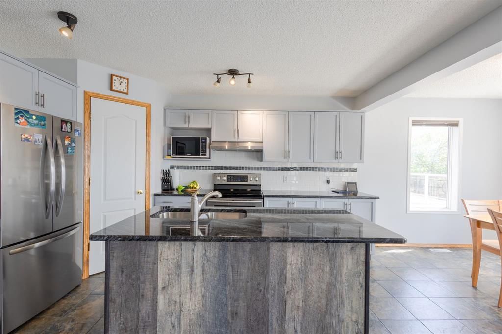 124 Tuscany Hills Park NW, Calgary — photo 5 of 41