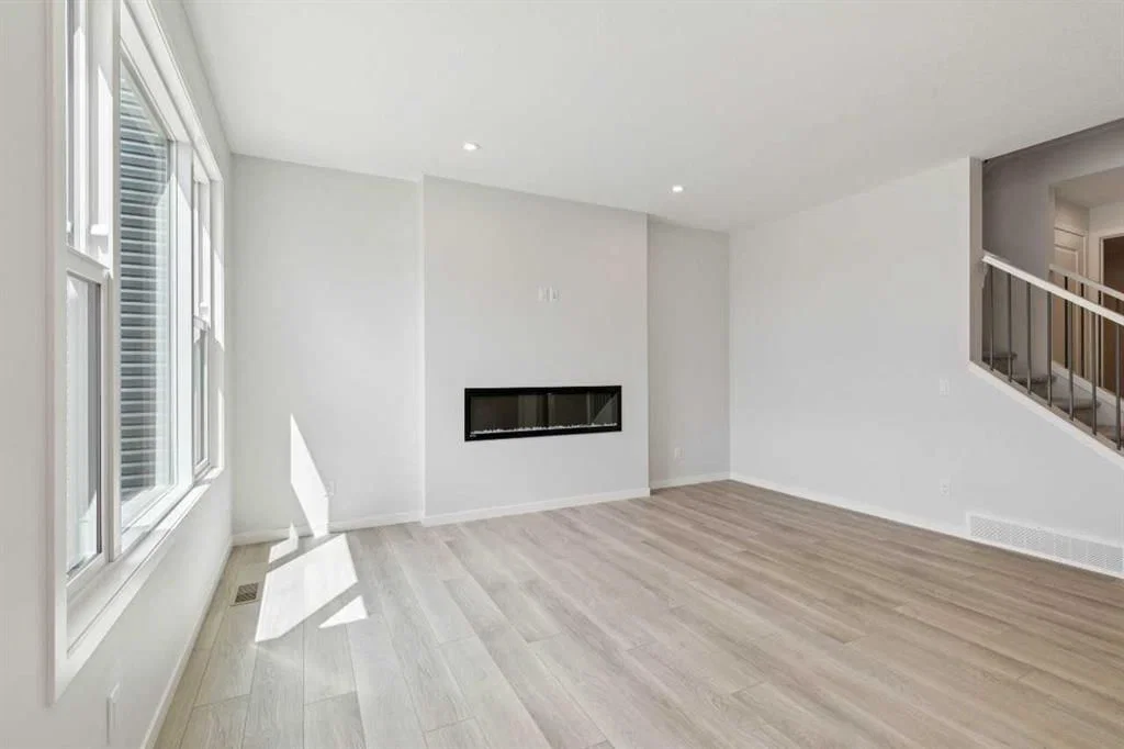 41 Belmont Row SW, Calgary — photo 5 of 22