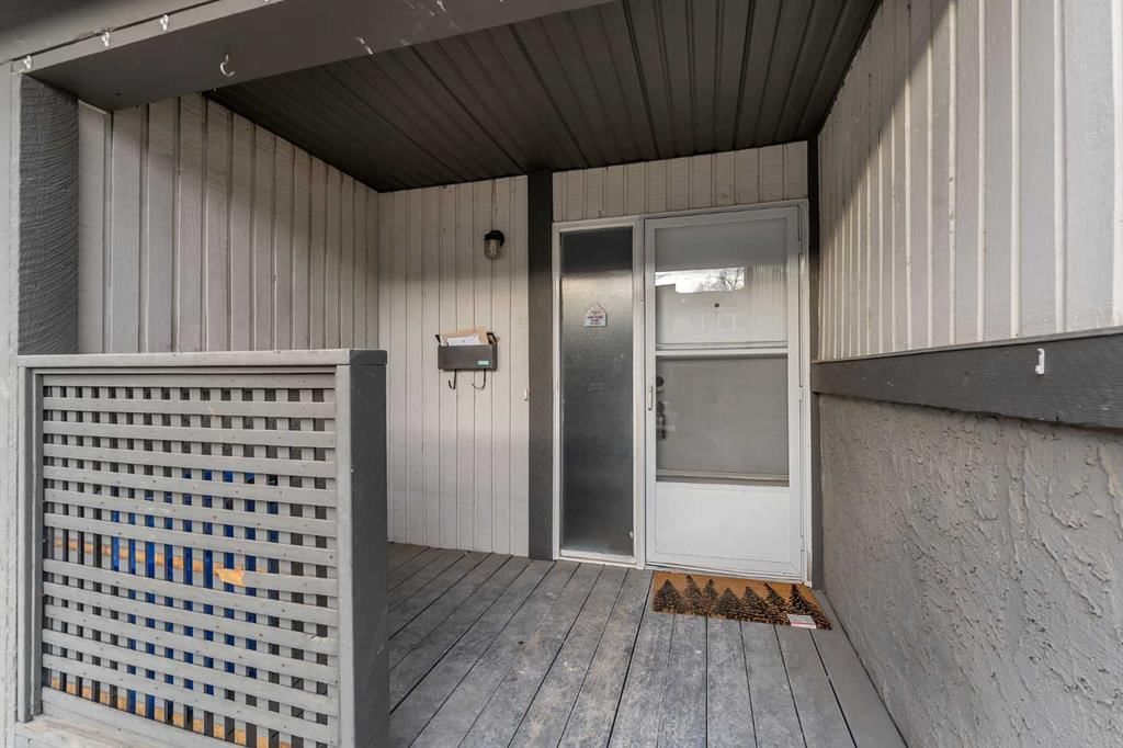 104, 7172 Coach Hill Road SW, Calgary — photo 3 of 33