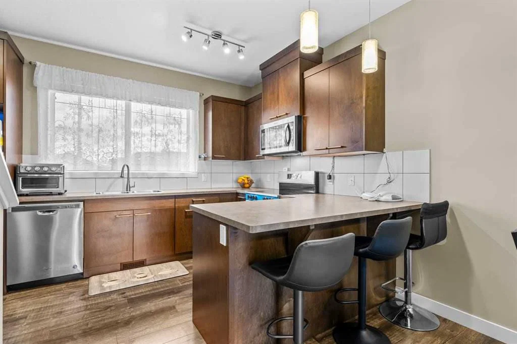 1667 Symons Valley Parkway NW, Calgary — photo 2 of 36