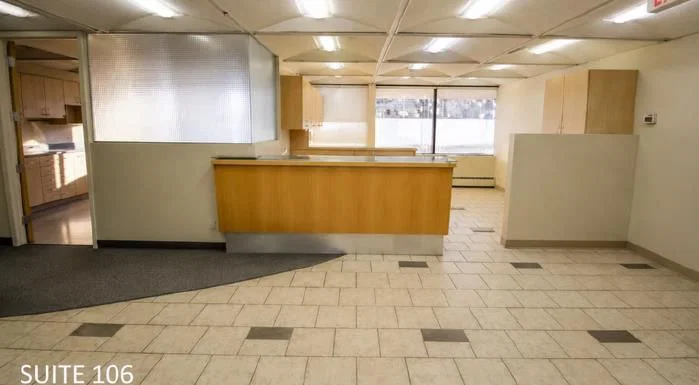 3016 5 Avenue NE, Calgary — photo 3 of 6