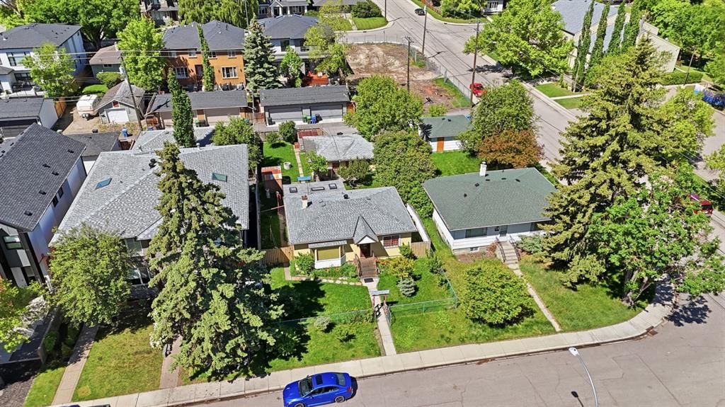 3007 27 Street SW, Calgary — photo 3 of 20