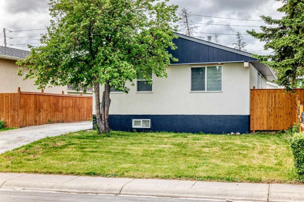 611 Penbrooke Road SE, Calgary — photo 2 of 46