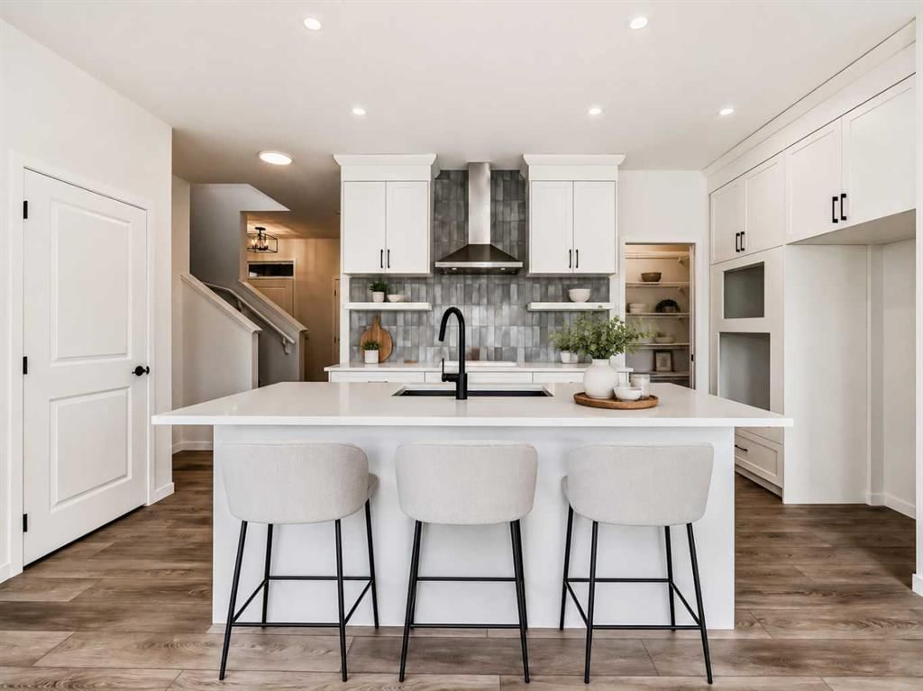 310 Montrose Crescent SE, High River — photo 3 of 50