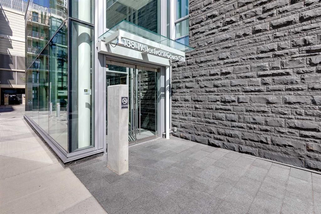 110, 138 Waterfront Court SW, Calgary — photo 2 of 42