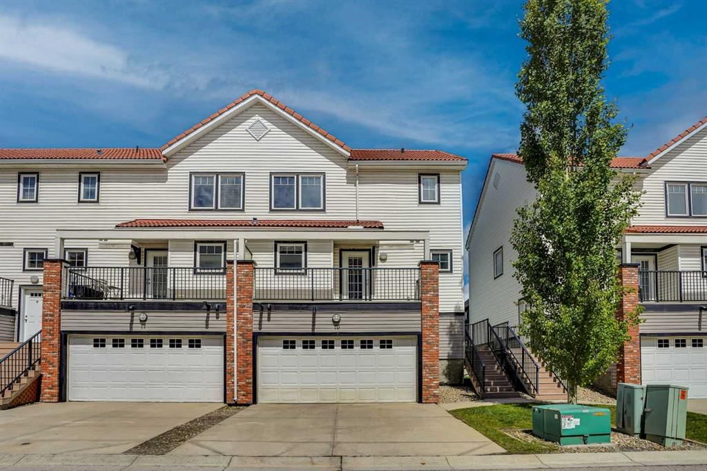 19 Royal Oak Plaza NW, Calgary — main listing photo