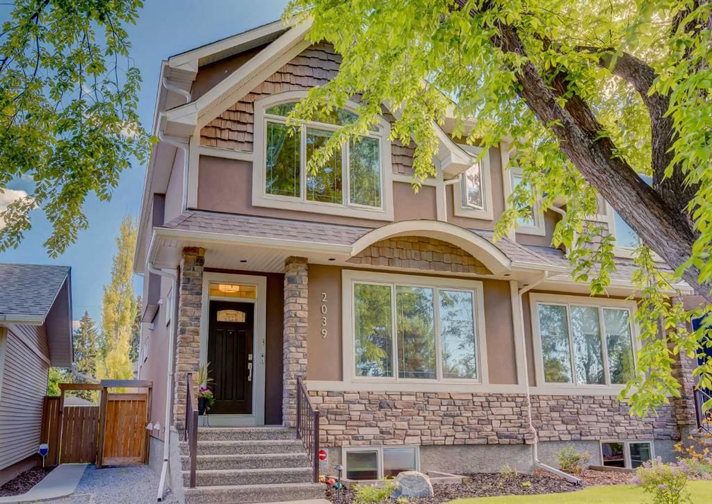 2039 45 Avenue SW, Calgary — main listing photo