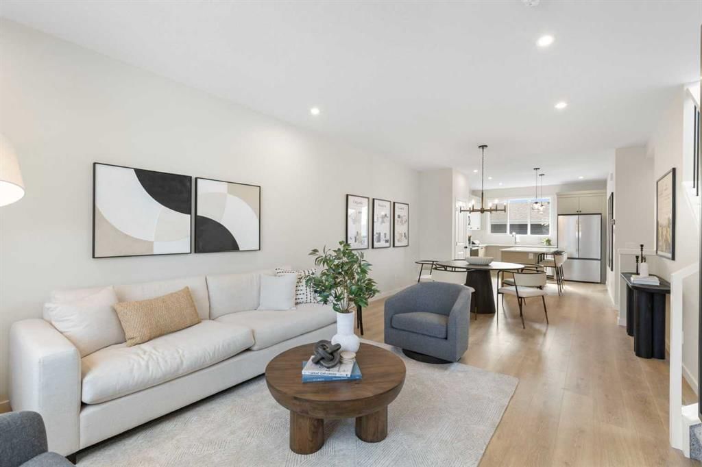 1441 Rangeview Drive SE, Calgary — photo 3 of 34