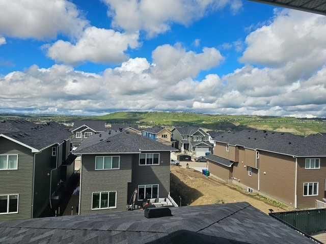 423 Rivercrest Road, Cochrane — photo 3 of 19