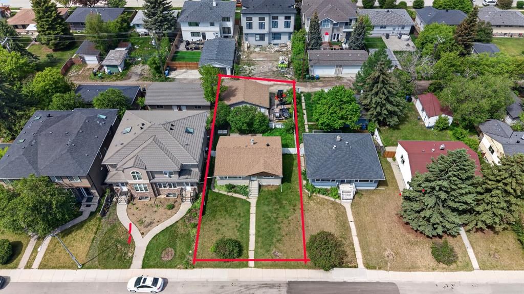 2827 23A Street NW, Calgary — main listing photo