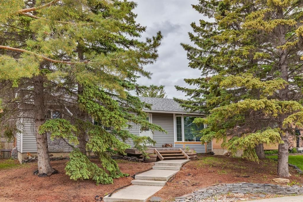 1288 Lake Sylvan Drive SE, Calgary — photo 2 of 37