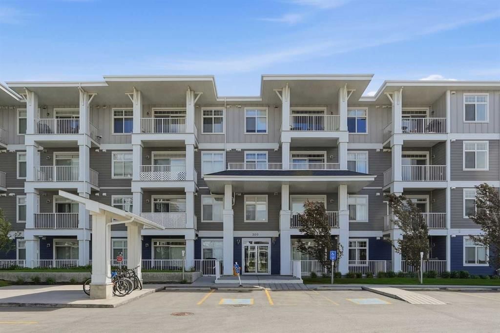 114, 300 Auburn Meadows Common SE, Calgary — photo 4 of 33