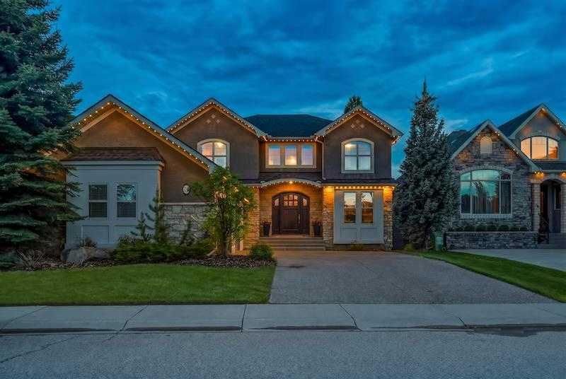 74 Discovery Ridge Heights SW, Calgary — photo 2 of 50