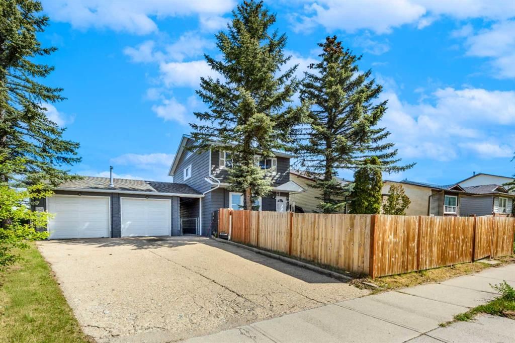 120 Whitefield Drive NE, Calgary — main listing photo