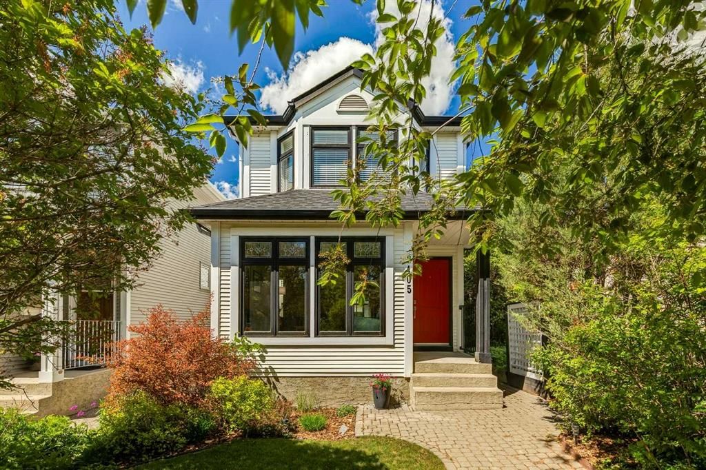 2405 26 Street SW, Calgary — main listing photo