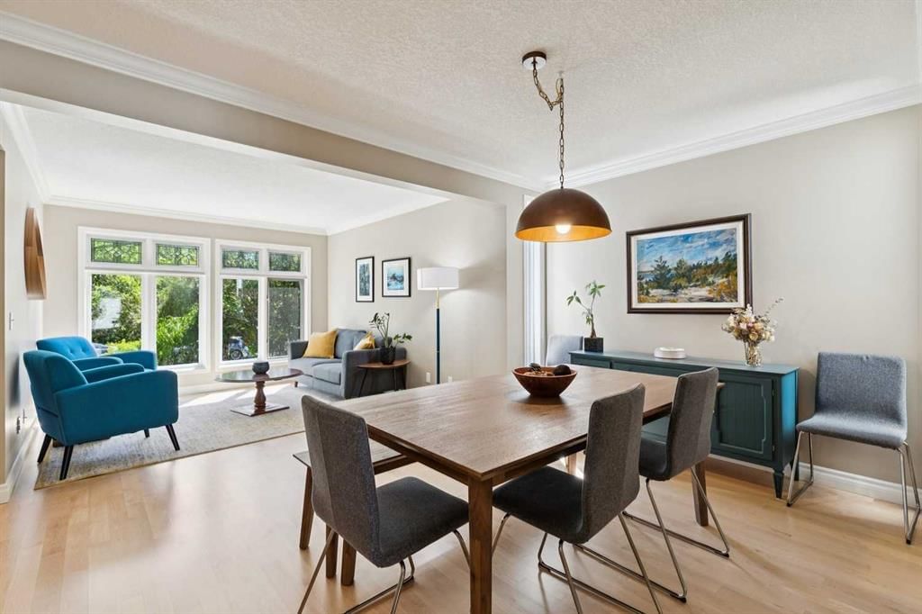 2405 26 Street SW, Calgary — photo 3 of 42