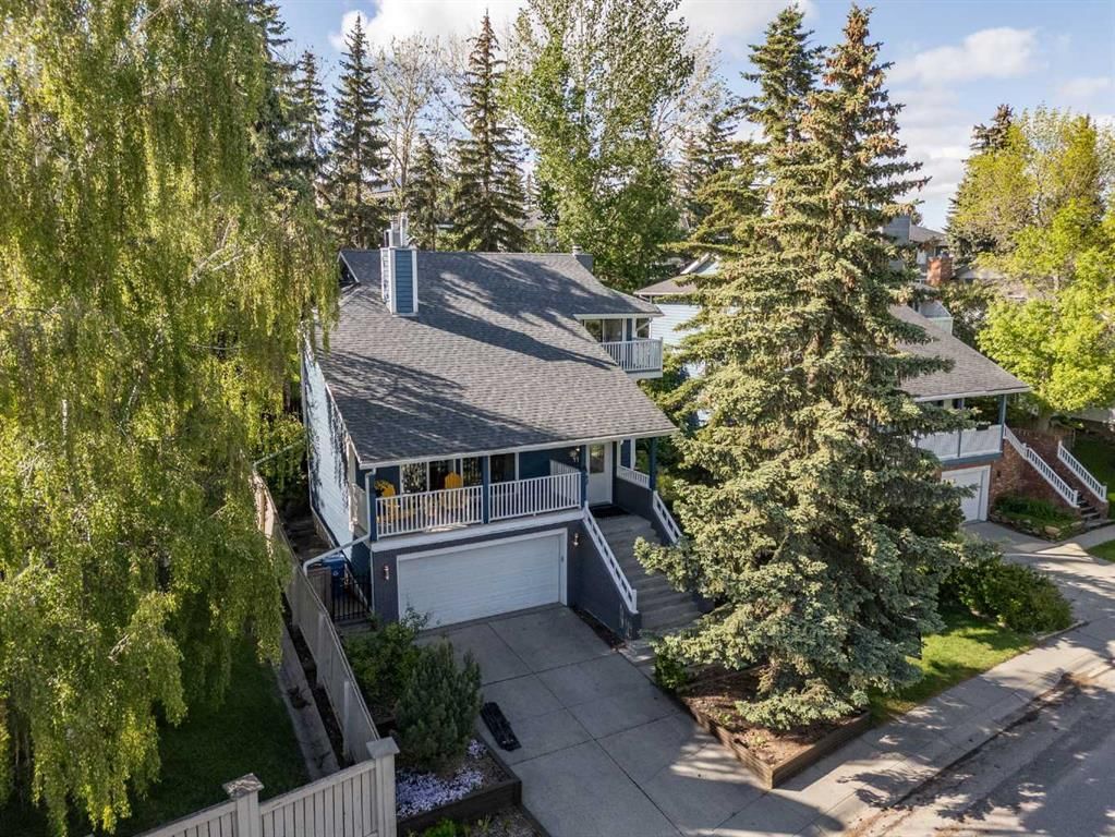 11 Stradwick Way SW, Calgary — photo 2 of 50