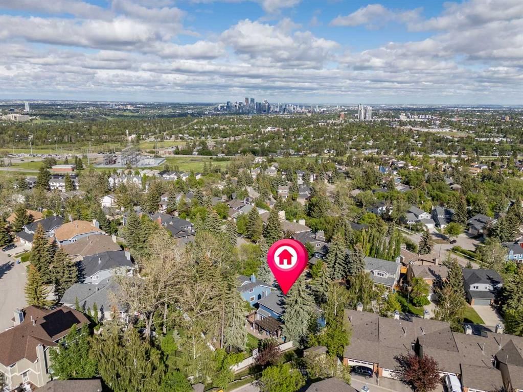 11 Stradwick Way SW, Calgary — photo 3 of 50