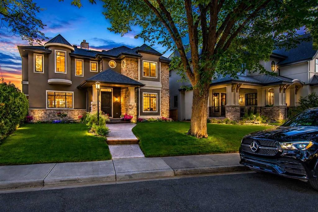 1318 Windsor Street NW, Calgary — main listing photo