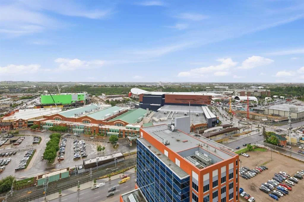 2206, 211 13 Avenue SE, Calgary — main listing photo