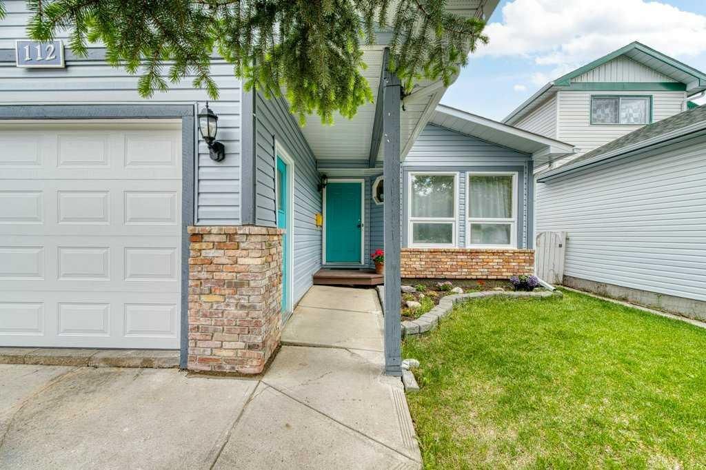 112 Cedargrove Way SW, Calgary — photo 2 of 41