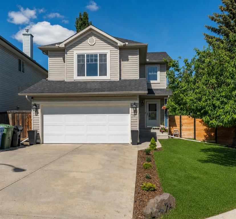 76 Cranfield Place SE, Calgary — main listing photo