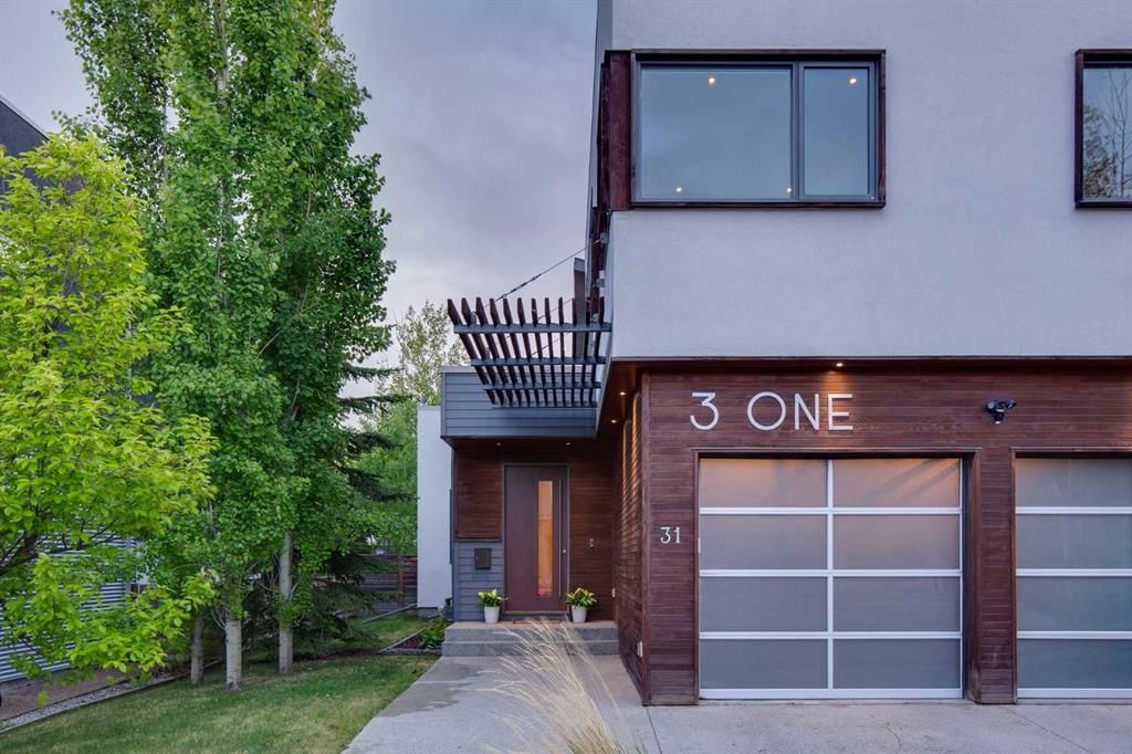 31 Wexford Way SW, Calgary — photo 2 of 50