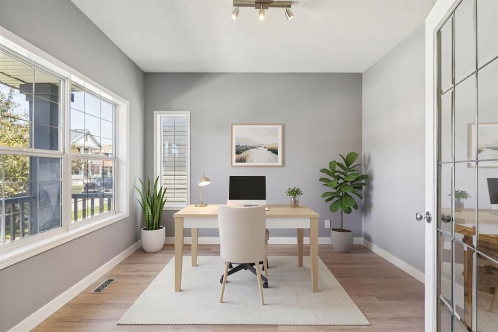 137 Prestwick Mews SE, Calgary — photo 5 of 42