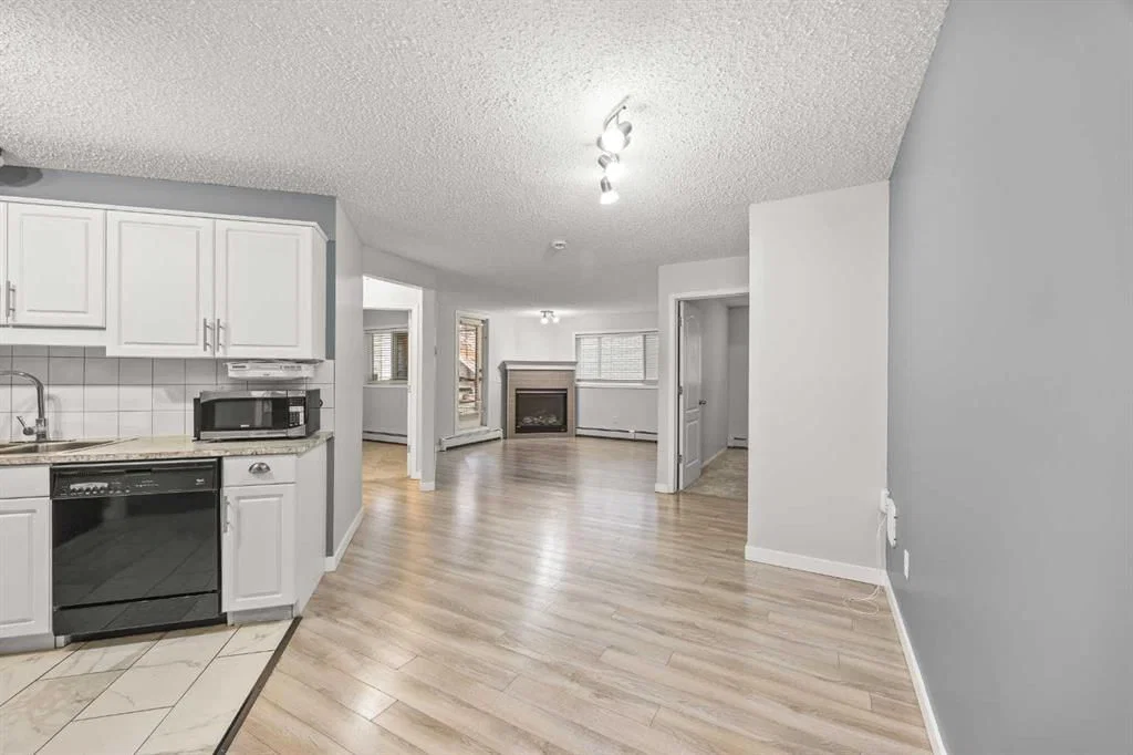120, 10 Sierra Morena Mews SW, Calgary — photo 2 of 29