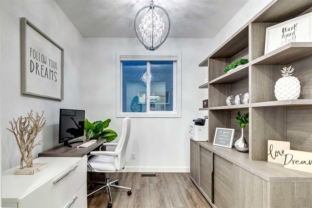 49 Masters Terrace SE, Calgary — photo 4 of 48