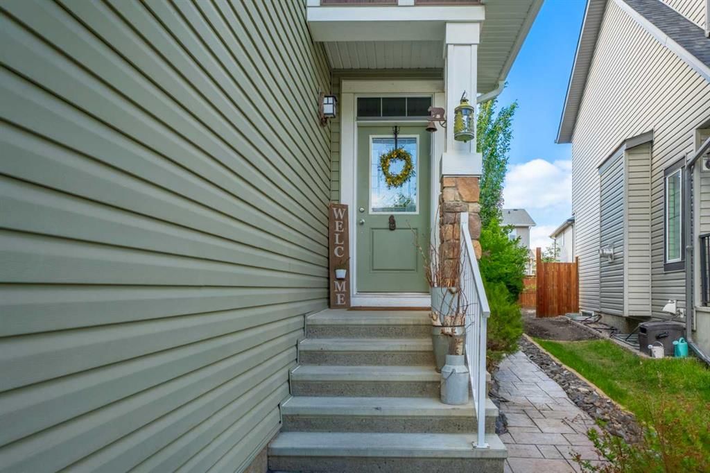 100 Brightoncrest Terrace SE, Calgary — photo 3 of 45