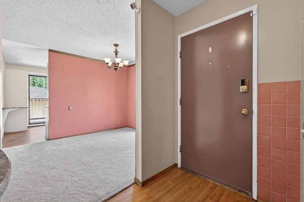 204 Whiteridge Place NE, Calgary — photo 5 of 50