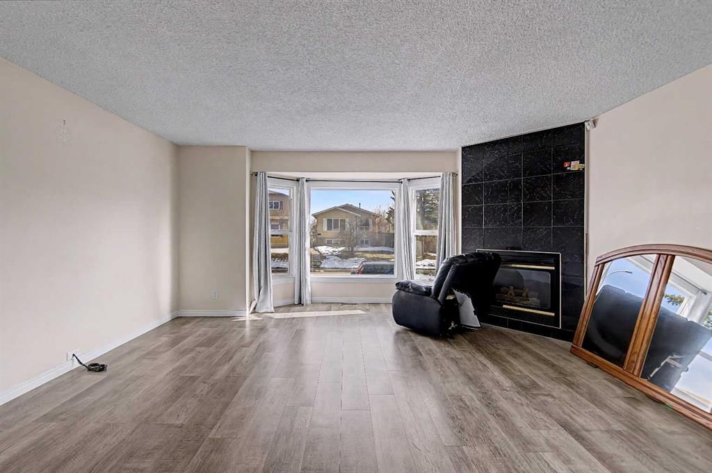48 Whitworth Way NE, Calgary — photo 5 of 42